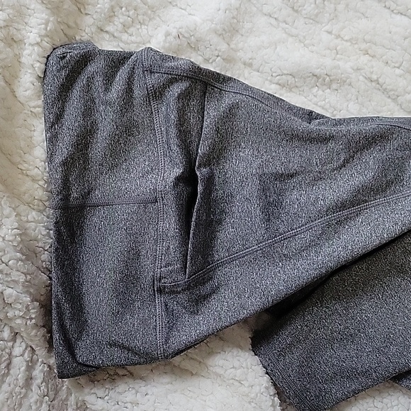 NWT Senita athletics thermal leggings - Picture 3 of 4